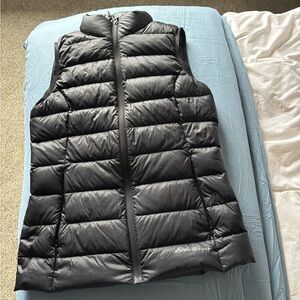 Eddie Bauer EB 650 Down Vest Womens Black Full Zip Puffer Jacket Pockets size XS